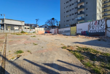 Terreno à venda no Bairro da Vila Pirituba na Avenida Paula Ferreira