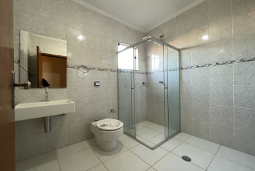 Sobrado à venda no Bairro do Jardim Regina na Rua Fontes da Silva