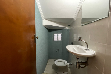 Sobrado à venda no Bairro do Jardim Regina na Rua Fontes da Silva