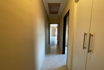 Sobrado à venda no Bairro do Jardim Regina na Rua Fontes da Silva