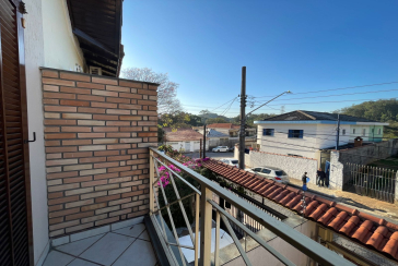 Sobrado à venda no Bairro do Jardim Regina na Rua Fontes da Silva