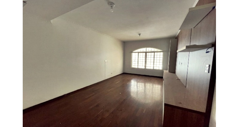 Sobrado à venda no Bairro do Parque São Domingos na Rua José Cândido Freire, 