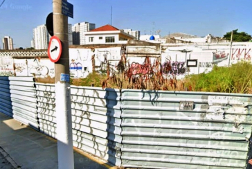 Terreno à venda no Bairro de Pirituba na Avenida Mutinga,