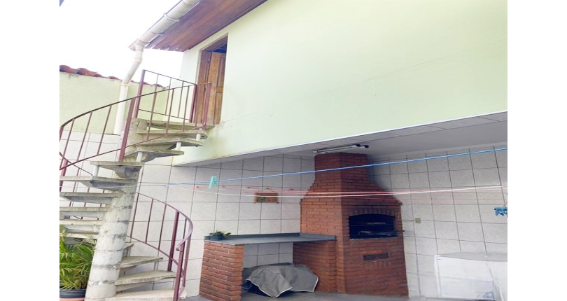 Sobrado à venda no Bairro do Parque Panamericano na Rua Paisagem Ecológica