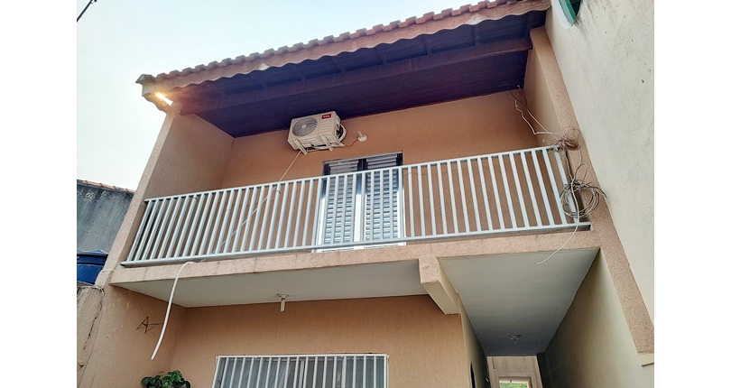 Sobrado à venda no Bairro do Jardim Santa Fé (Zona Oeste) 