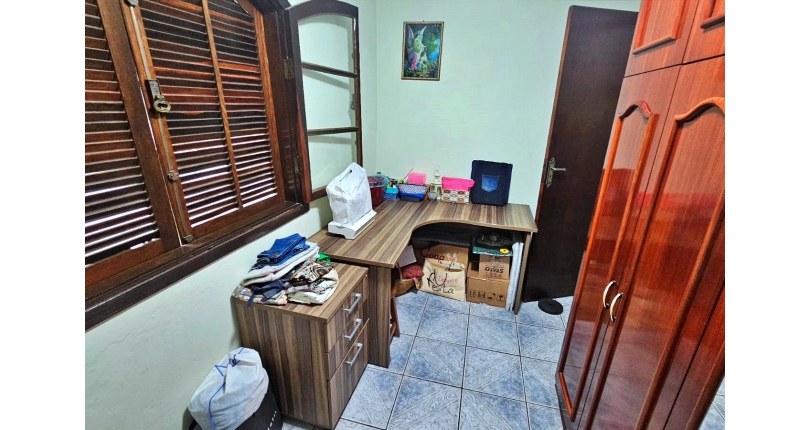 Sobrado à venda no Bairro do Conjunto Residencial Vista Verde na Rua Roberto Boyle,