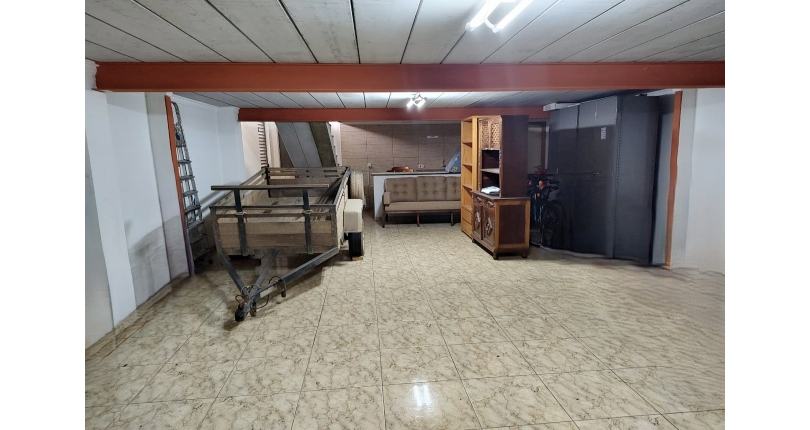 Ótimo Galpão à venda no Bairro do Jardim Santo Elias na Avenida Eliseo Cordeiro de Siqueira,