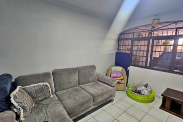 Sobrado à venda no Conjunto Residencial Vista Verde na Rua José Carlos de Resende