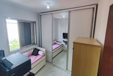 Sobrado à venda no Bairro do Parque São Domingos na Rua Professora Altina Maynardi de Araújo