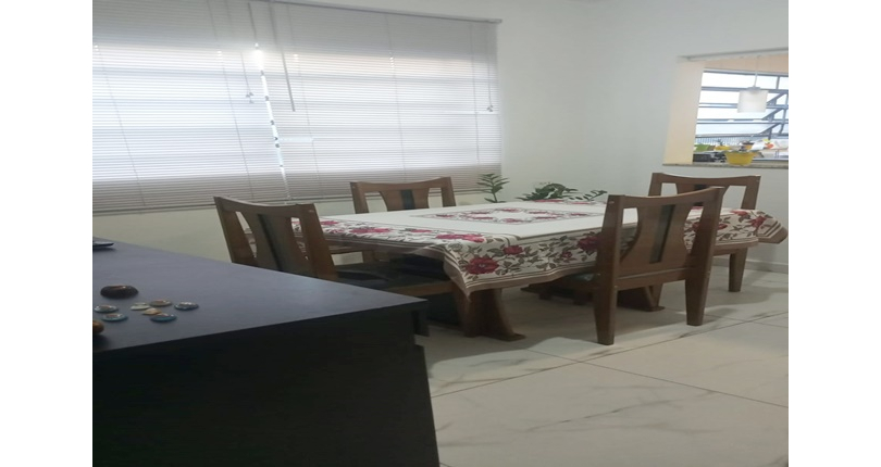 Sobrado à venda no Bairro do Parque São Domingos na Rua Professora Altina Maynardi de Araújo