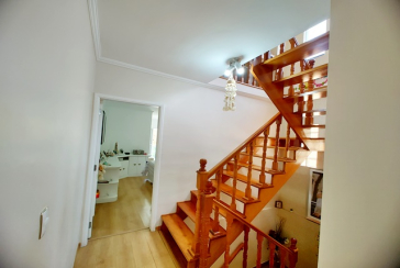 Sobrado à venda no Bairro do Jardim Pinheiros na Rua Frei Adriano Donado,