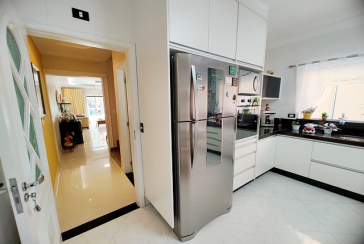 Sobrado à venda no Bairro do Jardim Pinheiros na Rua Frei Adriano Donado,