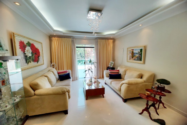 Sobrado à venda no Bairro do Jardim Pinheiros na Rua Frei Adriano Donado,