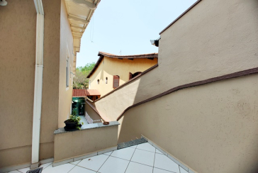 Sobrado à venda no Bairro do Jardim Pinheiros na Rua Frei Adriano Donado,