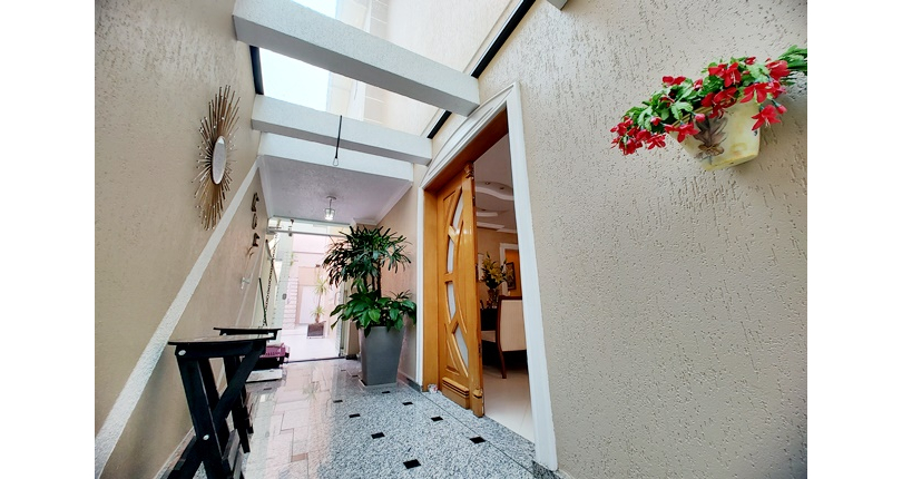 Sobrado à venda no Bairro do Jardim Pinheiros na Rua Frei Adriano Donado,