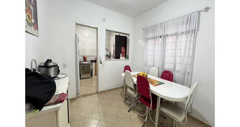 Sobrado à venda no Bairro do Jardim Santo Elias na Rua Durval Fernandes Chaves