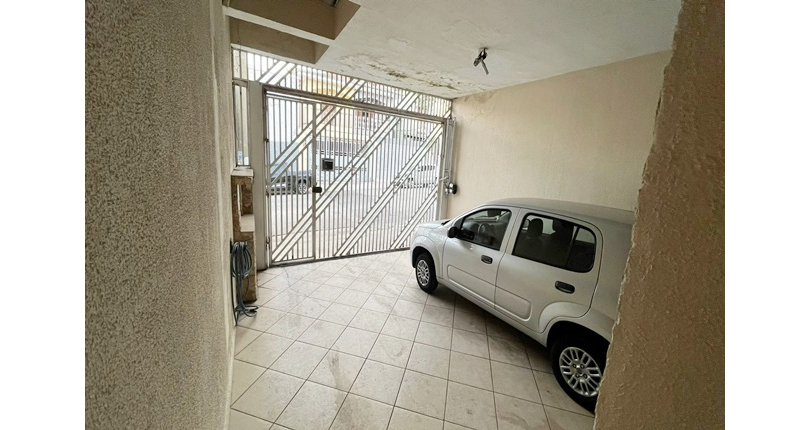 Sobrado à venda no Bairro do Jardim Santo Elias na Rua Durval Fernandes Chaves