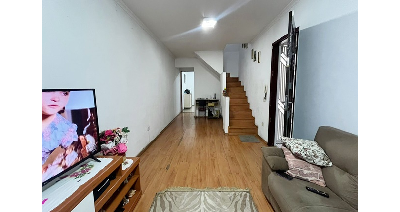 Sobrado à venda no Bairro do Jardim Santo Elias na Rua Durval Fernandes Chaves