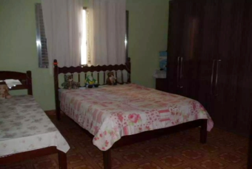 Casa à venda no Bairro do Jardim Ipanema (Zona Oeste) na Rua Pedro Ravara