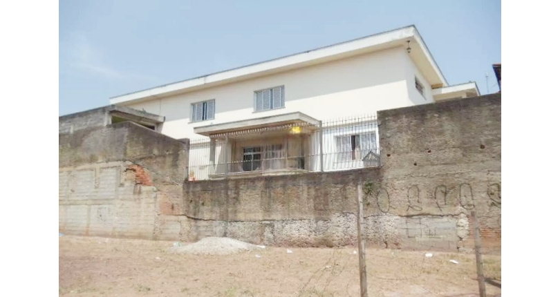 Casa à venda no Bairro do Jardim Ipanema (Zona Oeste) na Rua Pedro Ravara