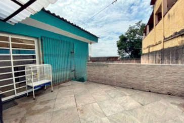 Boa Casa à venda no Bairro do Jardim Vivan na Rua Alarico Resende