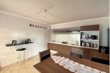 Boa Casa à venda no Bairro do Jardim Vivan na Rua Alarico Resende