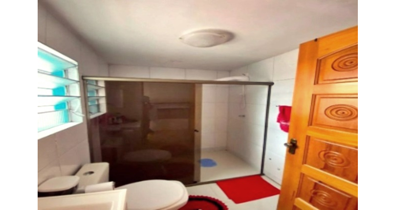 Boa Casa à venda no Bairro do Jardim Vivan na Rua Alarico Resende