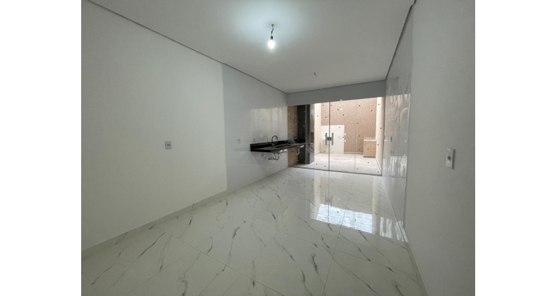 Belo Sobrado novo à venda no Bairro do Jardim Santo Elias na Rua Wilson Crisnel de Almeida 114,