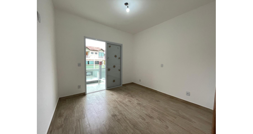 Belo Sobrado novo à venda no Bairro do Jardim Santo Elias na Rua Wilson Crisnel de Almeida 114,