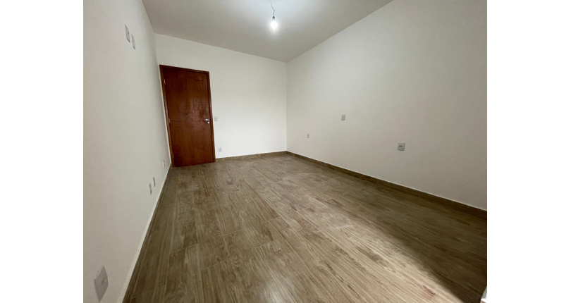 Belo Sobrado novo à venda no Bairro do Jardim Santo Elias na Rua Wilson Crisnel de Almeida 114,