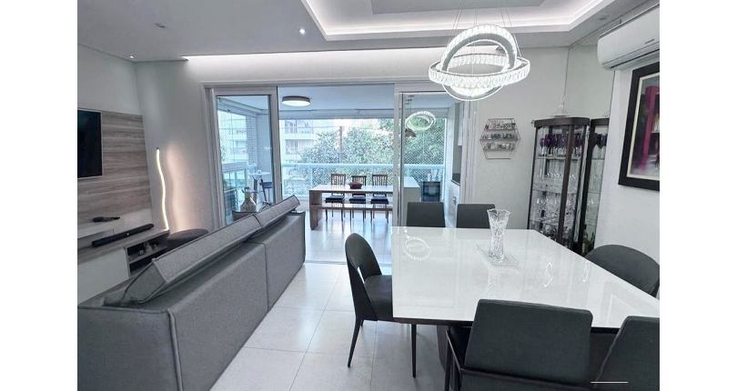 Apartamento à venda no Bairro da Lapa na Rua Faustolo 656, no Condomínio Edifício Forme