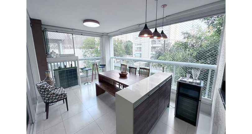 Apartamento à venda no Bairro da Lapa na Rua Faustolo 656, no Condomínio Edifício Forme