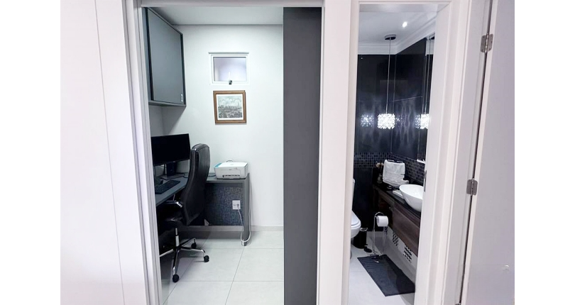 Apartamento à venda no Bairro da Lapa na Rua Faustolo 656, no Condomínio Edifício Forme