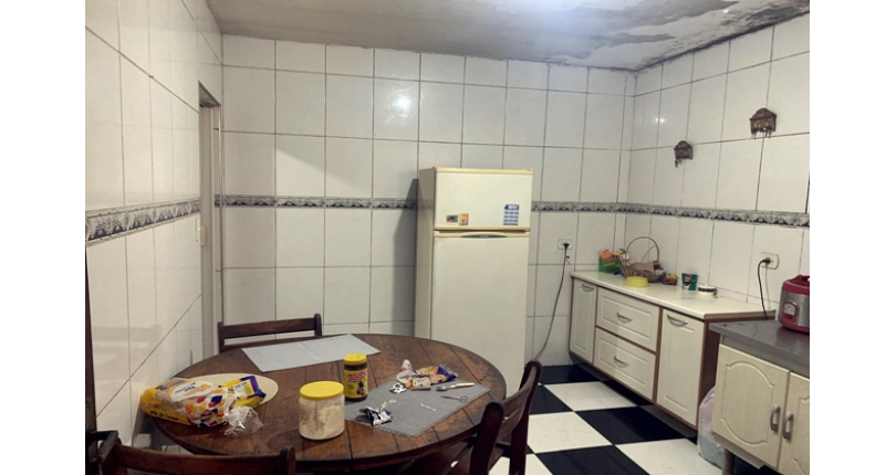 Casa à venda no Bairro do Jardim Santo Elias na Rua Wilson Crisnel de Almeida