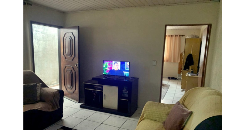 Casa à venda no Bairro do Jardim Santo Elias na Rua Wilson Crisnel de Almeida