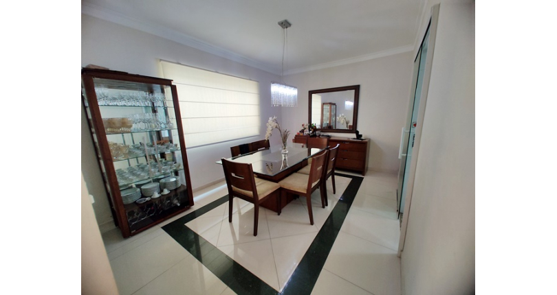 Sobrado à venda Rua General Alencastro Guimarães, Vila Fiat Lux - Imóveis à Venda