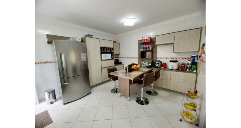 Sobrado à venda Rua General Alencastro Guimarães, Vila Fiat Lux - Imóveis à Venda