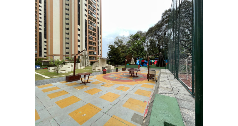 Lindo Apartamento à venda no Jardim Iris no Condomínio Portal dos Bandeirantes na Avenida Raimundo Pereira de Magalhães 1720, no Edifício Milenium,