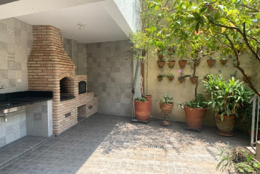 Sobrado à venda no Bairro do Parque São Domingos na Rua Luís Filgueira Souto