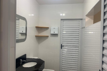 Sobrado à venda no Bairro do Parque São Domingos na Rua Luís Filgueira Souto