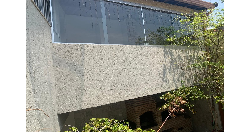 Sobrado à venda no Bairro do Parque São Domingos na Rua Luís Filgueira Souto