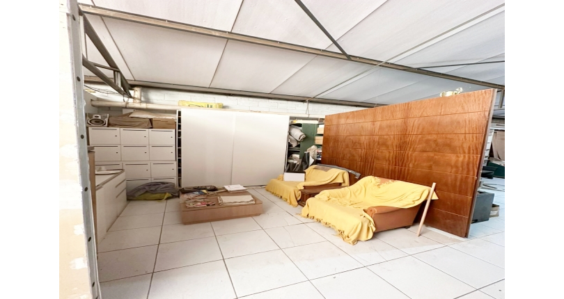 Galpão à venda em Osasco no Bairro Presidente Altino na Rua Armênia,