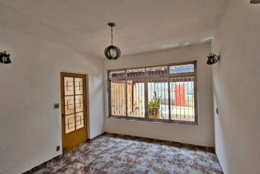 Casa à venda no Bairro da Vila Pirituba  na Avenida Paula Ferreira