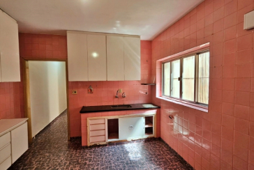 Casa à venda no Bairro da Vila Pirituba  na Avenida Paula Ferreira