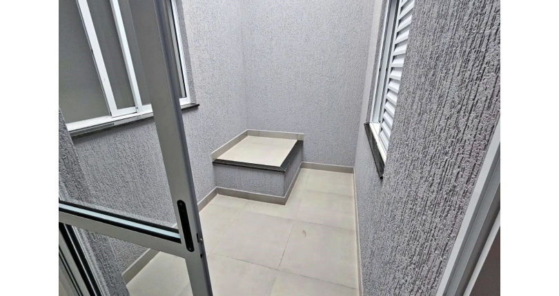 Belo Sobrado novo à venda no Bairro da Vila dos Remédios na Rua José Rodrigues Neves 85, 