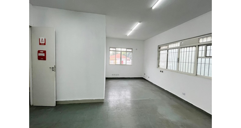  Imóvel Comercial à venda no Bairro da Vila Jaguara na Avenida Cândido Portinari,