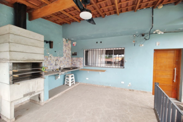 Casa à venda no Bairro da Vila Comercial na Rua Banabuiú,