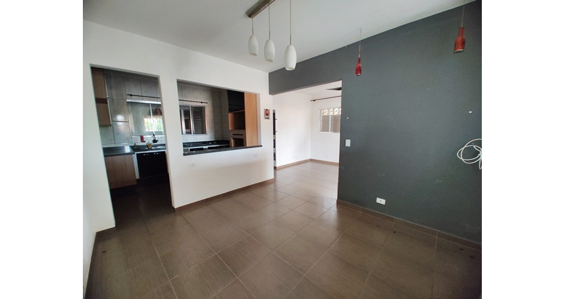 Casa à venda no Bairro da Vila Comercial na Rua Banabuiú,