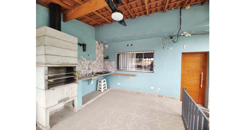 Casa à venda no Bairro da Vila Comercial na Rua Banabuiú,