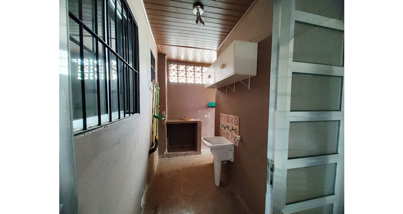 Casa à venda no Bairro da Vila Comercial na Rua Banabuiú,